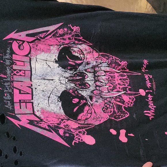 Tops - Metallica Wherever I May Roam